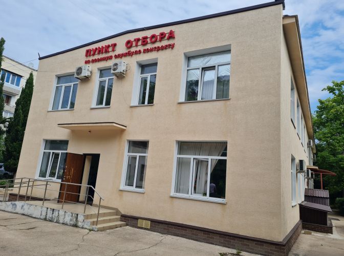 Более 1200 севастопольских мужчин выбрали службу по контракту