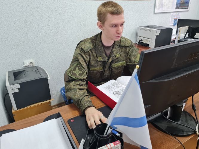 Оформить документы на службу по контракту помогут инструкторы пункта отбора Оформить документы на службу по контракту помогут инструкторы пункта отбора