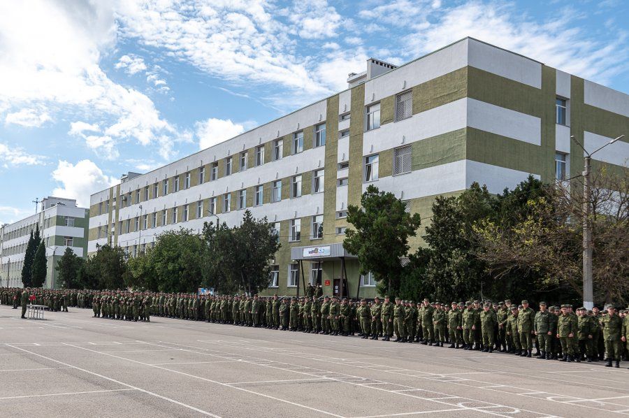 Вызванные из запаса военнослужащие приняли присягу в Севастополе