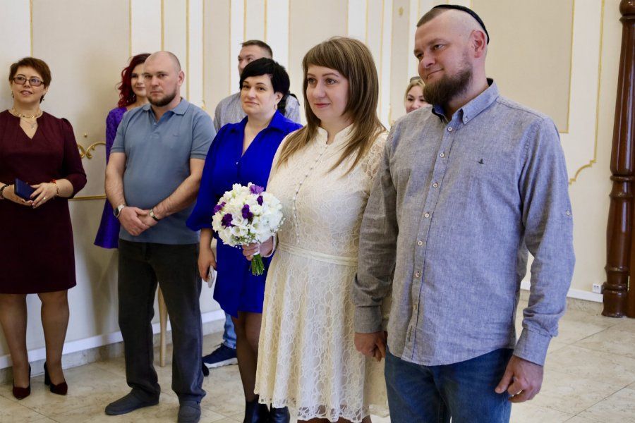 Денис и Ирина: «Мы очень хотим, чтобы как можно скорее наступила наша общая Победа»