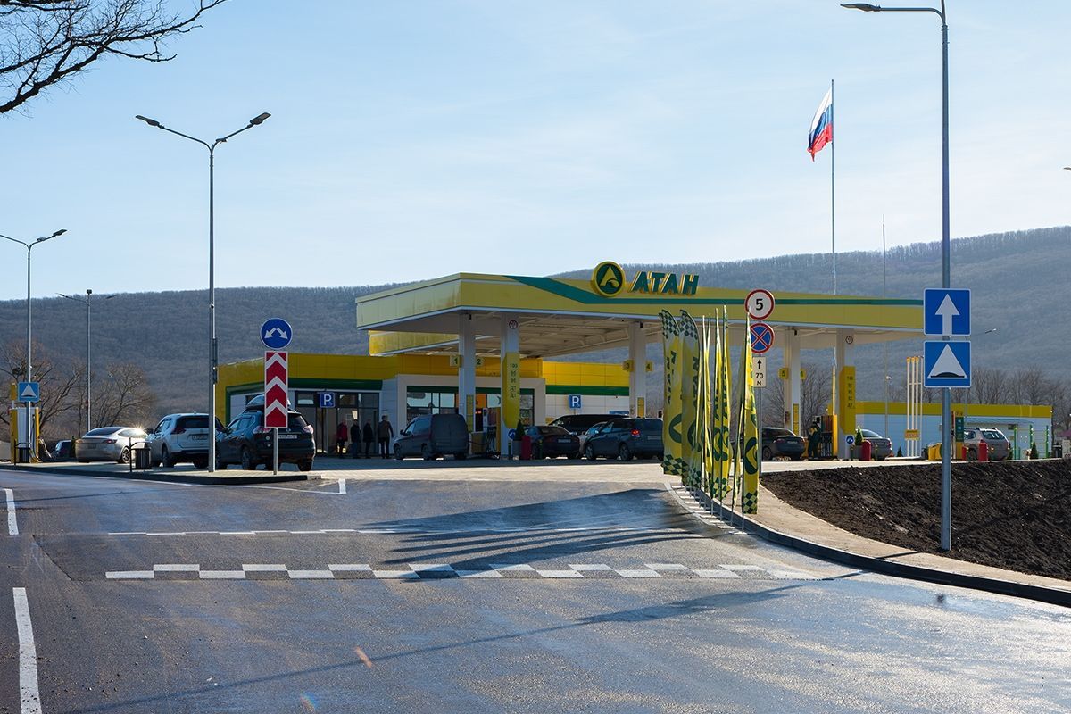 Открытие нового автозаправочного комплекса в с.Гончарном