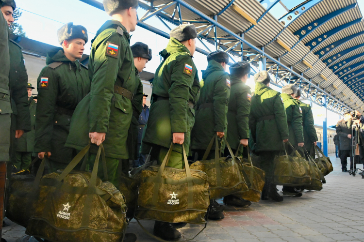 Акция «День призывника» проходит в Севастополе Акция «День призывника» проходит в Севастополе