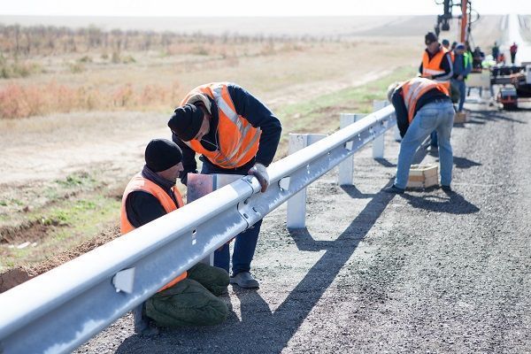Севавтодор приступил к ликвидации несанкционированных съездов Севавтодор приступил к ликвидации несанкционированных съездов