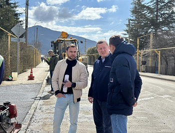 В селе Орлиное идет ремонт дорог в рамках нацпроекта