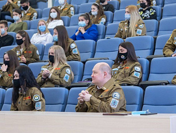 Поздравление губернатора Севастополя с Днём молодёжи