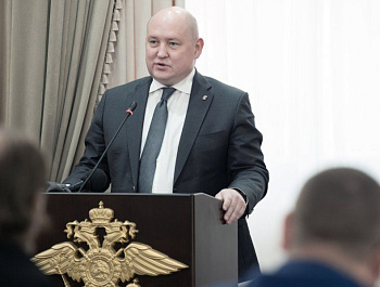 Губернатор Михаил Развожаев поздравил участковых со 100-летием образования службы участковых уполномоченных полиции