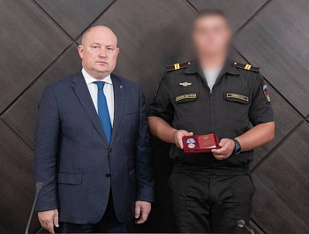 Губернатор вручил госнаграды бойцам спецоперации