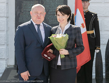 Севастопольцам вручили государственные награды