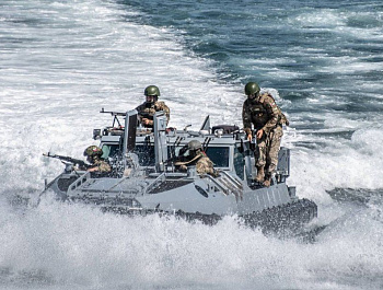 Поздравление губернатора Севастополя с Днем Военно-Морского Флота