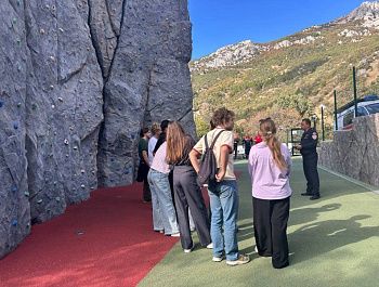 Спасатели Севастополя провели интерактивное занятие для участников форума «Молодежь 92»