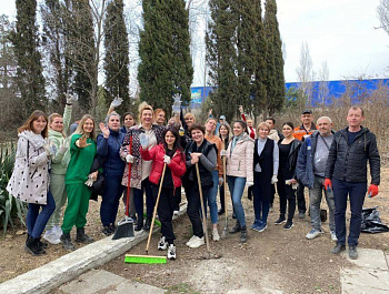 Участники первого в 2022 году субботника собрали порядка 341 куб. м мусора