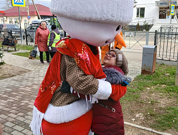 Торжественное зажжение главной новогодней ёлки в Орлином
