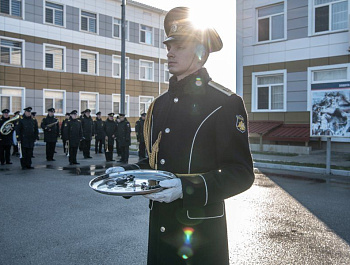 Автопарк Черноморского флота пополнился новыми автомобилями повышенной проходимости