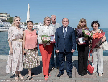 Севастопольцам вручили государственные награды