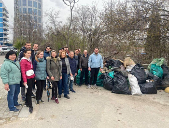 В Севастополе прошел второй общегородской субботник