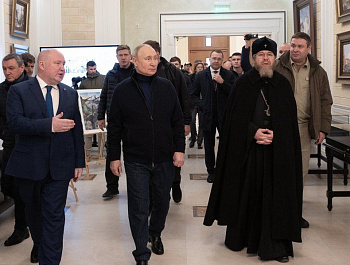 Президент открыл детскую школу искусств в Севастополе