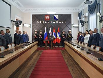 Михаил Развожаев вступил в должность Губернатора Севастополя