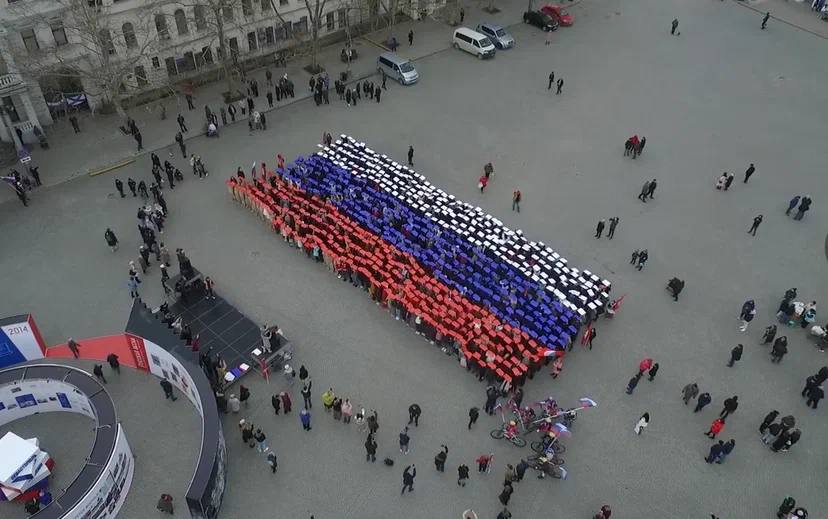 Севастопольцы за день собрали около 10 тонн гуманитарной помощи жителям ЛНР и ДНР