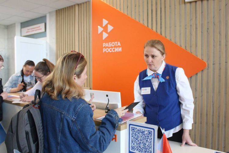 В службе занятости Севастополя сейчас открыто более 50 вакансий в сфере туризма и гостеприимства