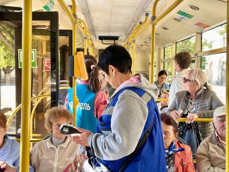 В Севастополе проводят рейды по выявлению безбилетников