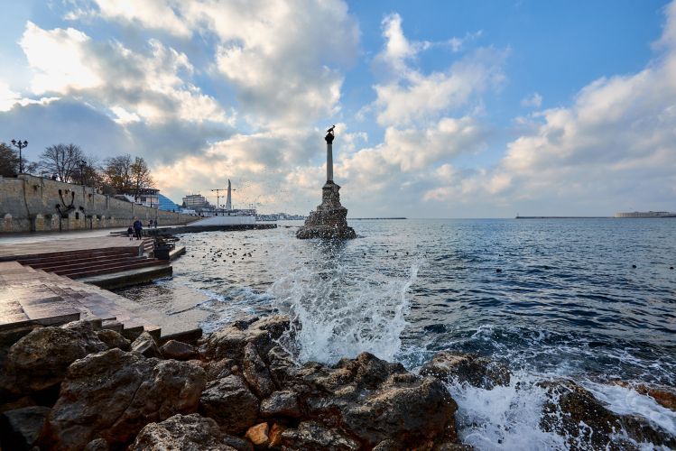 Поздравление губернатора Севастополя с Днём города