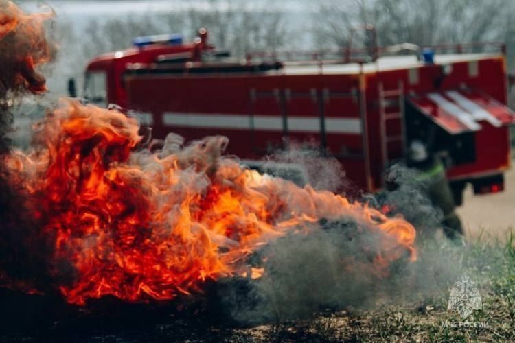 В Севастополе сохраняется чрезвычайная пожарная опасность