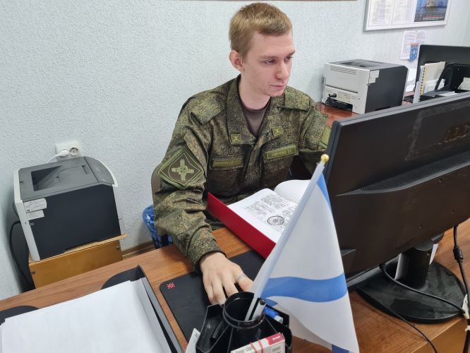 Оформить документы на службу по контракту помогут инструкторы пункта отбора