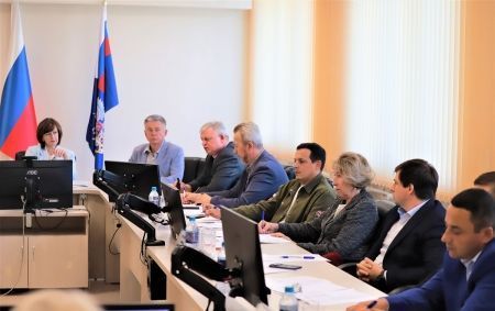 На Общественном совете обсудили меры поддержки регионального бизнеса