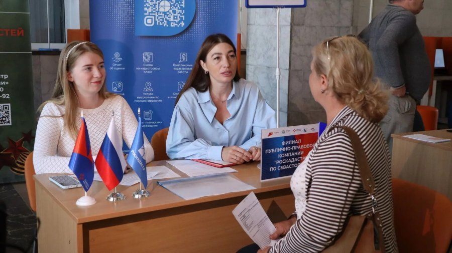 Зарплаты до 100 тысяч предложили севастопольцам на ярмарке вакансий в Кадровом центре Севастополя