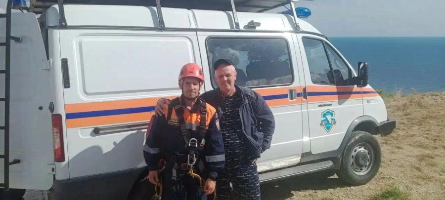 Спасатели помогли туристу, заблокированному на скале у Фиолента