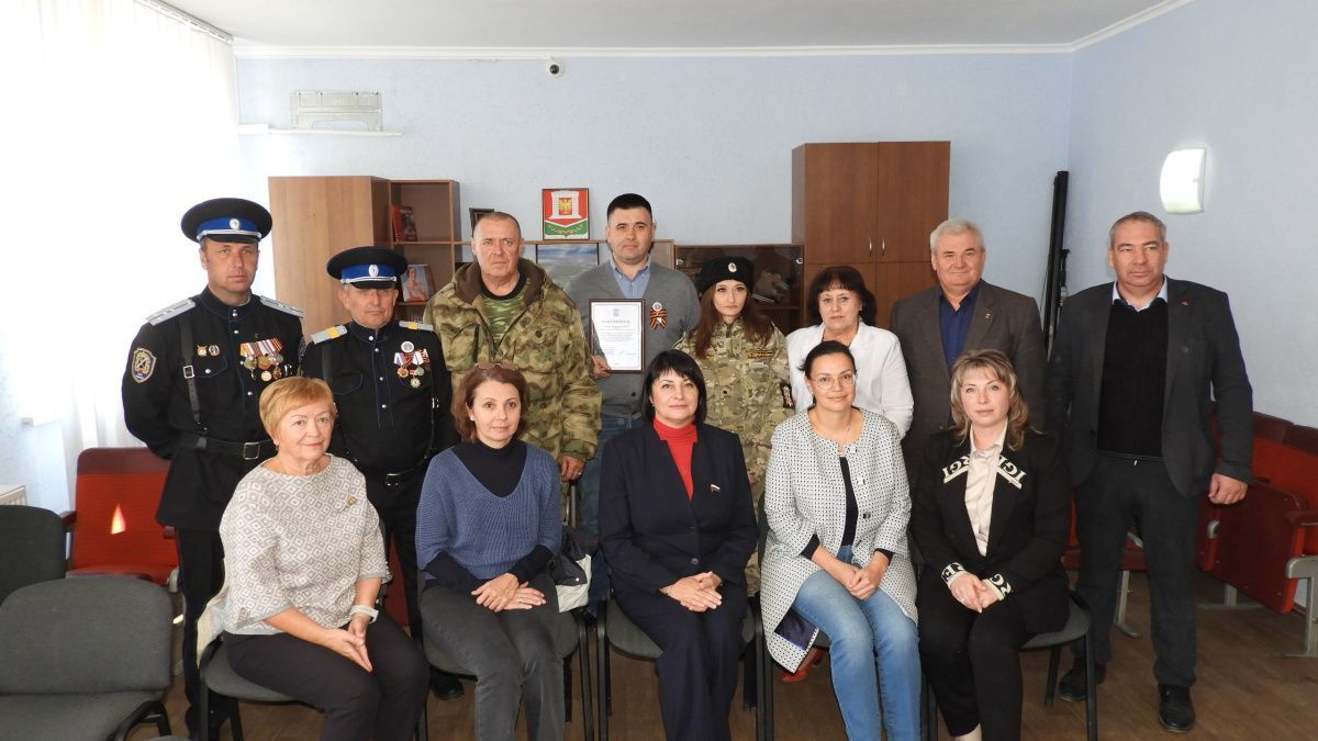 Татьяна Лобач лично поздравила волонтёров Орлиновского округа 