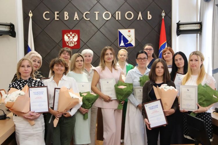 Архивной службе Севастополя – 105 лет
