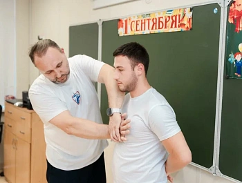 Родители первоклассников школы №12 прошли инструктаж по первой помощи