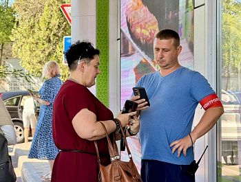 На севастопольских АЗС дежурят сотрудники городских департаментов и предприятий