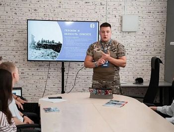 Летний лекторий общества «Знание» собирает молодежь Севастополя
