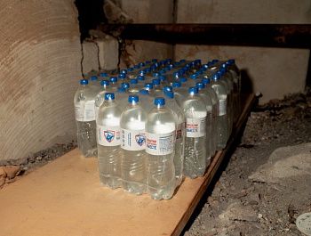 В укрытие на улице Генерала Коломийца доставили питьевую воду