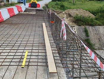 В Байдарской долине начался ремонт автодорожного моста