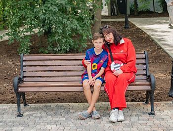 На улице Гоголя открыли новый сквер