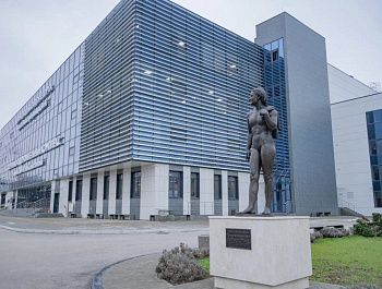 Бассейны Севастополя возобновляют работу после техобслуживания
