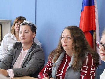 Более 50 женщин с начала года стали участницами женского клуба при Кадровом центре Севастополя