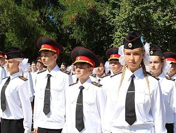 Поздравление Михаила Развожаева с 5-летием со дня образования Севастопольского кадетского корпуса Следственного комитета Российской Федерации имени В. И. Истомина