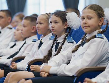 Михаил Развожаев поздравил Севастопольский кадетский корпус имени В.И. Истомина с пятилетием