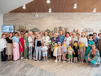 В МКЦ «Бухта Казачья» открылась выставка Ирины Антоновой