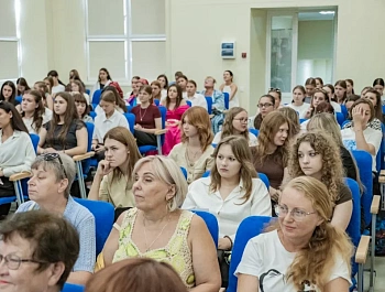 В Институте развития образования прошел студенческий конкурс «ЭтноКраса»