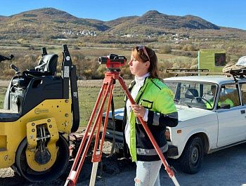 Севастопольский Автодор обустраивает новые остановки на повороте к селу Резервное