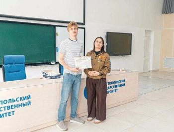 50 бойцов РСО получили специальности арматурщика и маляра строительного
