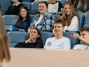 В СевГУ завершился управленческий интенсив «Будь в ТОПе!» для командных составов Губернаторских школьных трудовых отрядов