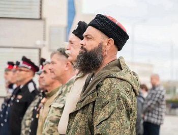 В МКЦ «Бухта Казачья» отметили День района