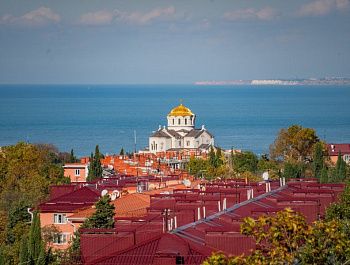 С начала года в Севастополе отремонтировали уже 74 крыши МКД из запланированных 85