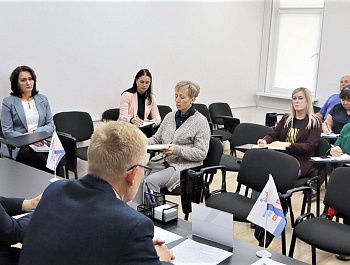 В Севастополе координаторам фонда «Защитники Отечества» рассказали об электронных сервисах ФНС и льготах для участников СВО